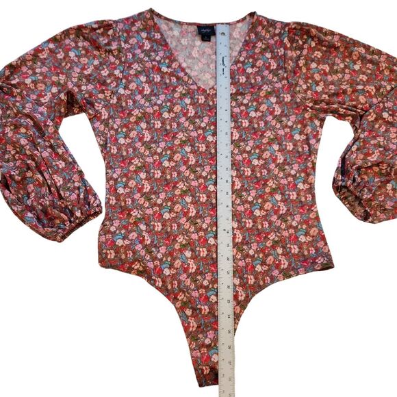 Daytrip‎ Floral Bodysuit  Size L  Pink Snap - Picture 11 of 15